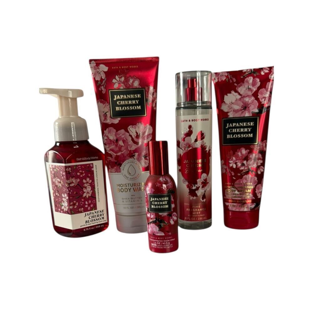 Bath and Body Works Japanese Cherry Blossom Set + Free Deodorant